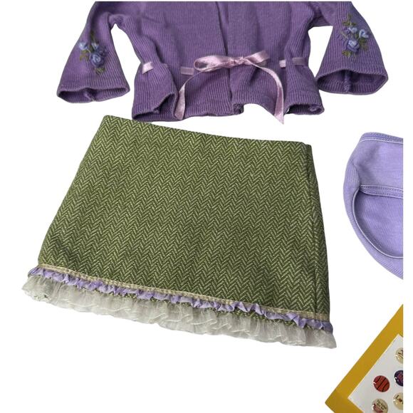 American Girl Today GO ANYWHERE OUTFIT Skirt Top Sweater Shoes Tights Panty BOX - Picture 6 of 13